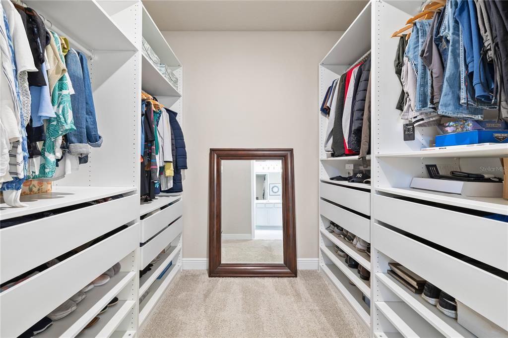 En Venta: $672,000 (5 camas, 4 baños, 3532 Pies cuadrados)