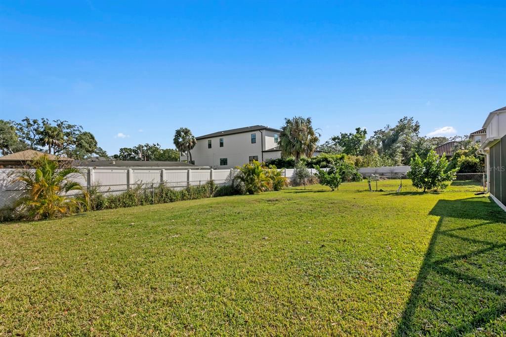 待售: $919,000 (4 贝兹, 2 浴室, 2059 平方英尺)