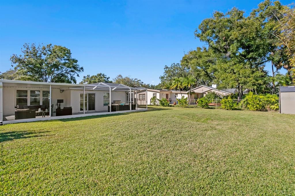 待售: $919,000 (4 贝兹, 2 浴室, 2059 平方英尺)