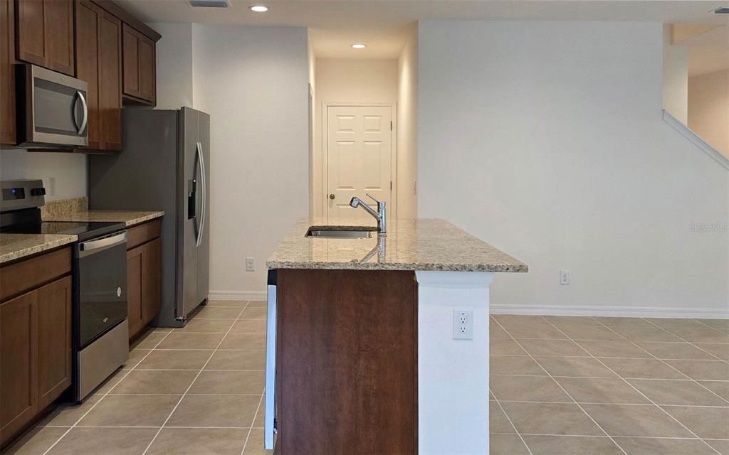 For Sale: $311,994 (4 beds, 2 baths, 2144 Square Feet)