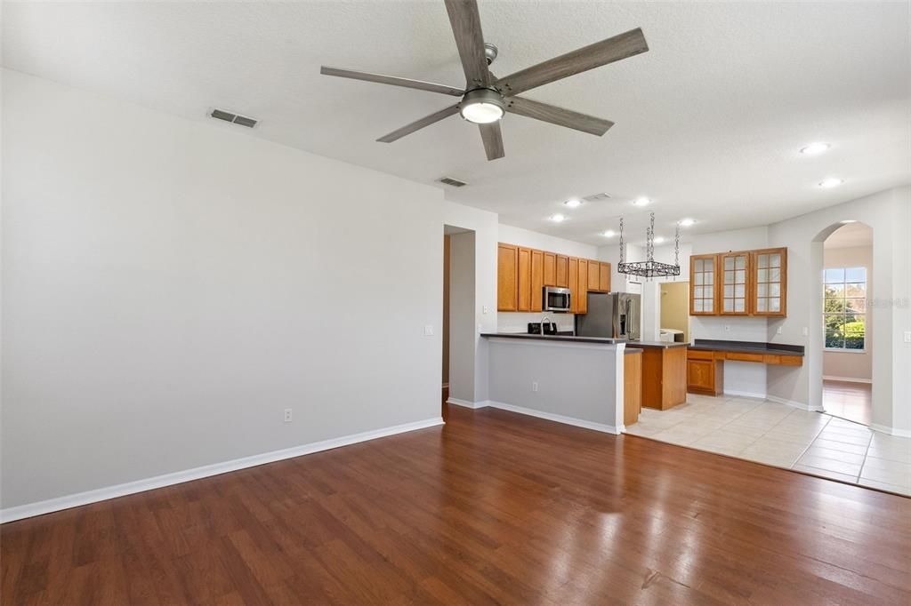 For Sale: $495,000 (4 beds, 2 baths, 1950 Square Feet)