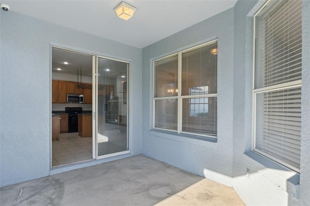 For Sale: $495,000 (4 beds, 2 baths, 1950 Square Feet)