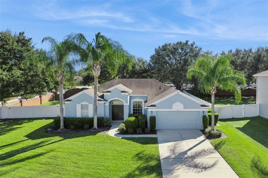 For Sale: $495,000 (4 beds, 2 baths, 1950 Square Feet)