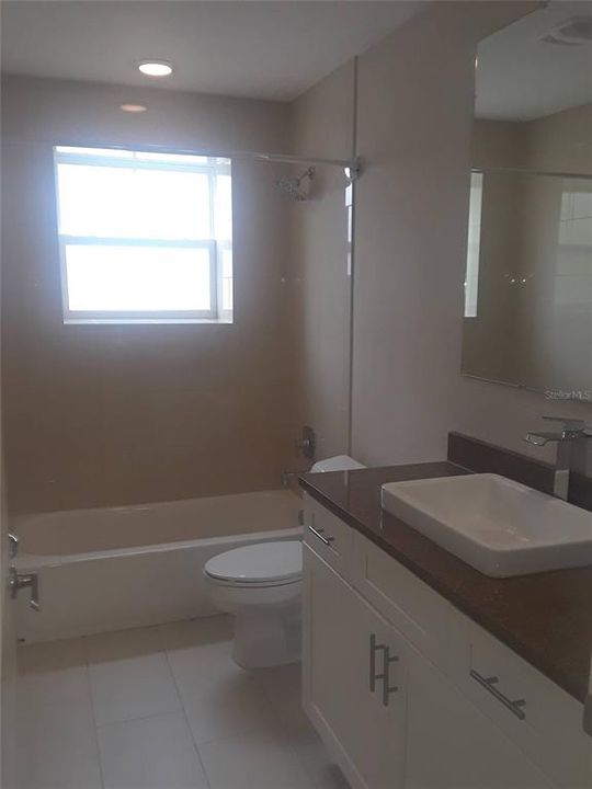 En Renta: $2,800 (3 camas, 2 baños, 1763 Pies cuadrados)