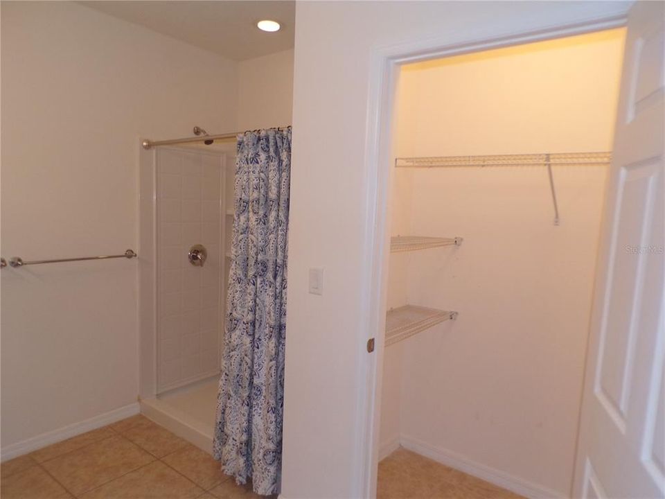 出租: $1,999 (3 贝兹, 2 浴室, 1690 平方英尺)