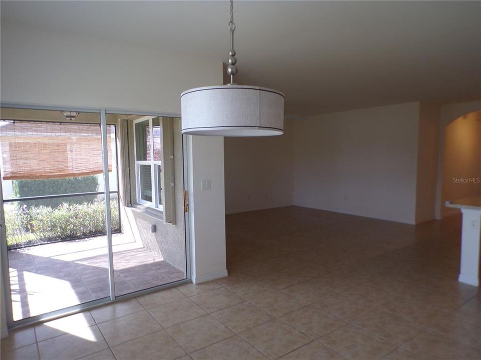 出租: $1,999 (3 贝兹, 2 浴室, 1690 平方英尺)