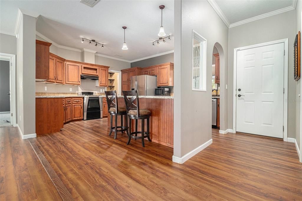 For Sale: $515,000 (2 beds, 2 baths, 1488 Square Feet)