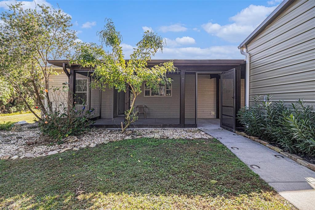 For Sale: $515,000 (2 beds, 2 baths, 1488 Square Feet)