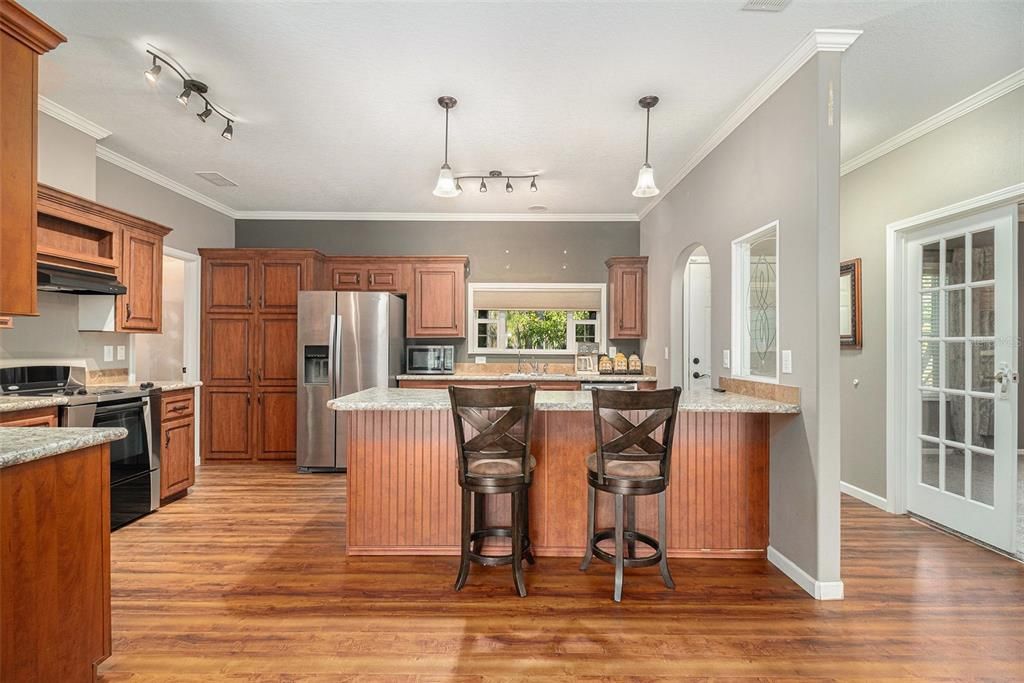 For Sale: $515,000 (2 beds, 2 baths, 1488 Square Feet)