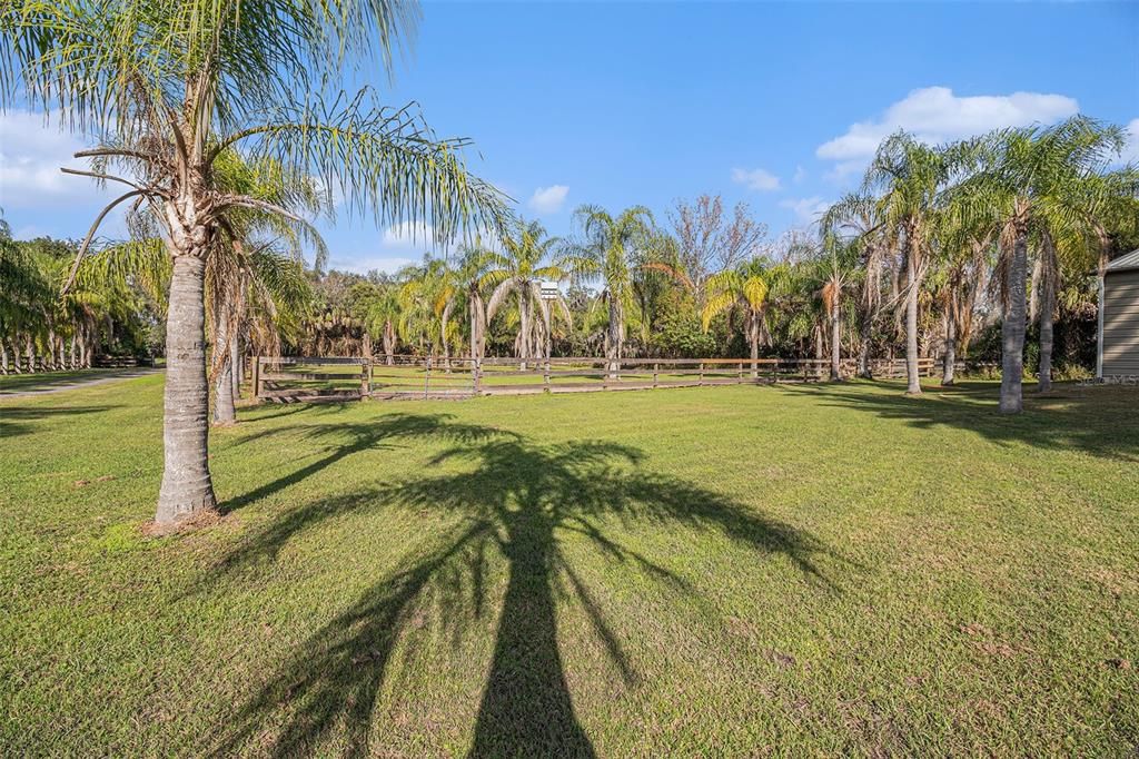 For Sale: $515,000 (2 beds, 2 baths, 1488 Square Feet)