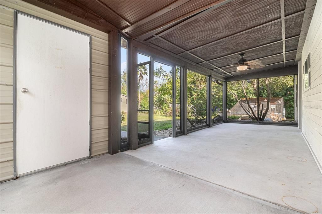 For Sale: $515,000 (2 beds, 2 baths, 1488 Square Feet)