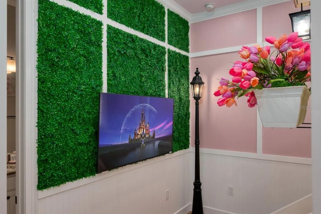 For Sale: $1,249,000 (5 beds, 5 baths, 3530 Square Feet)