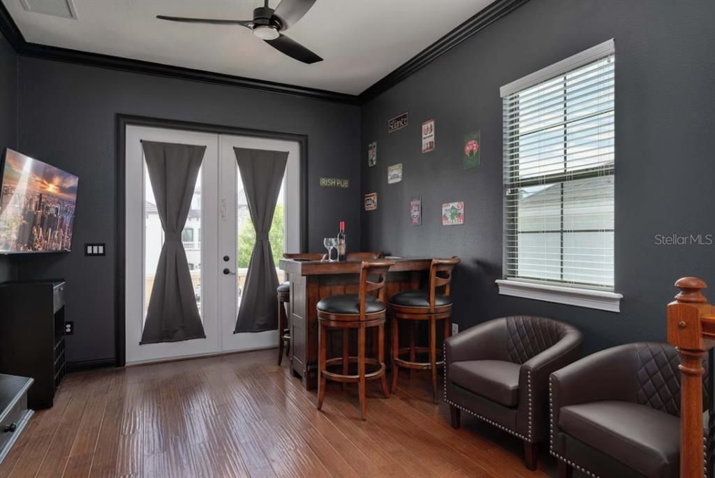 For Sale: $1,249,000 (5 beds, 5 baths, 3530 Square Feet)