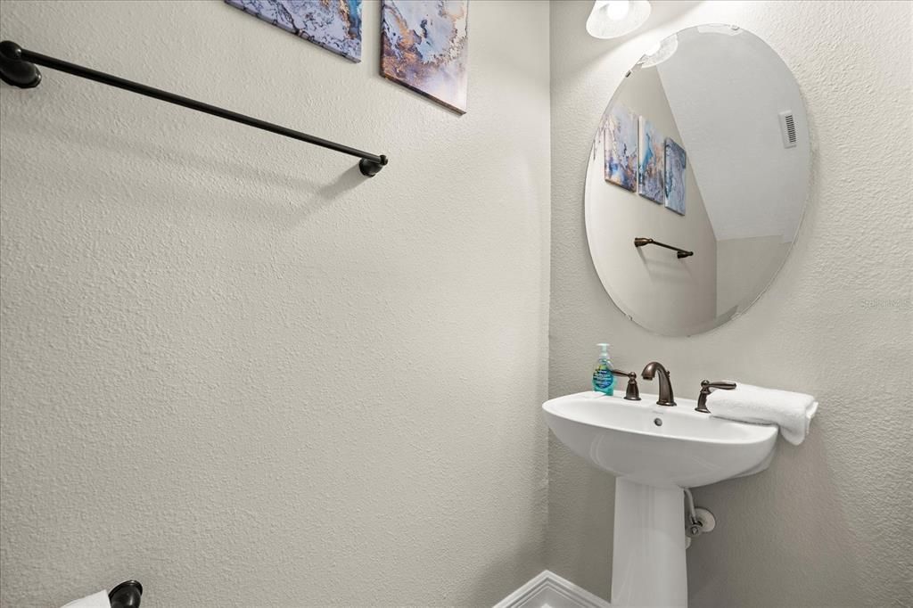 For Sale: $1,249,000 (5 beds, 5 baths, 3530 Square Feet)