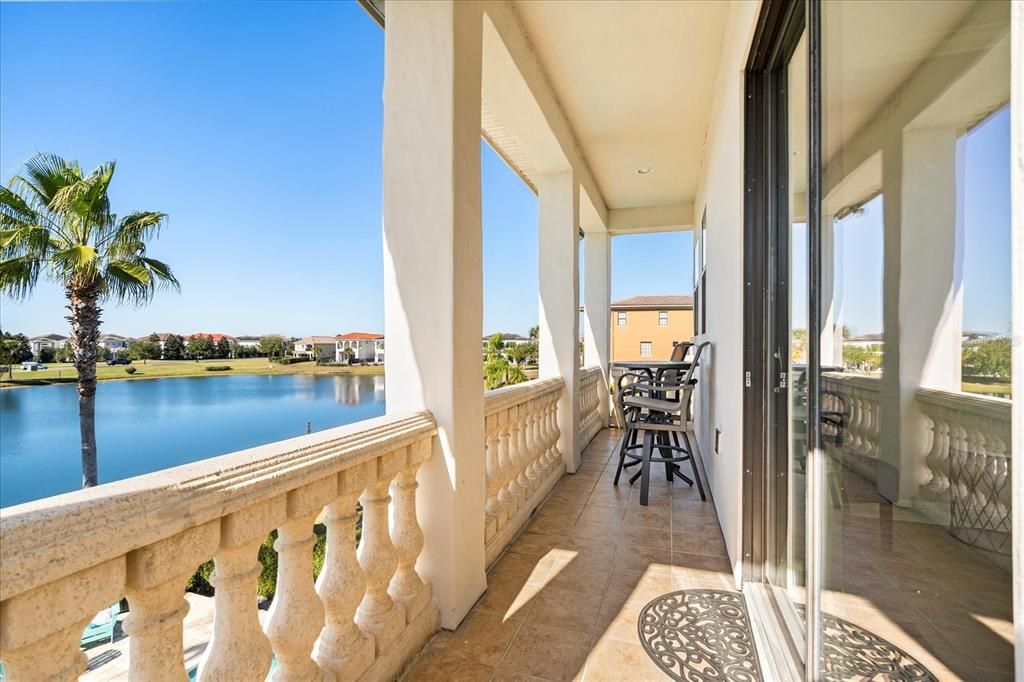 For Sale: $1,249,000 (5 beds, 5 baths, 3530 Square Feet)