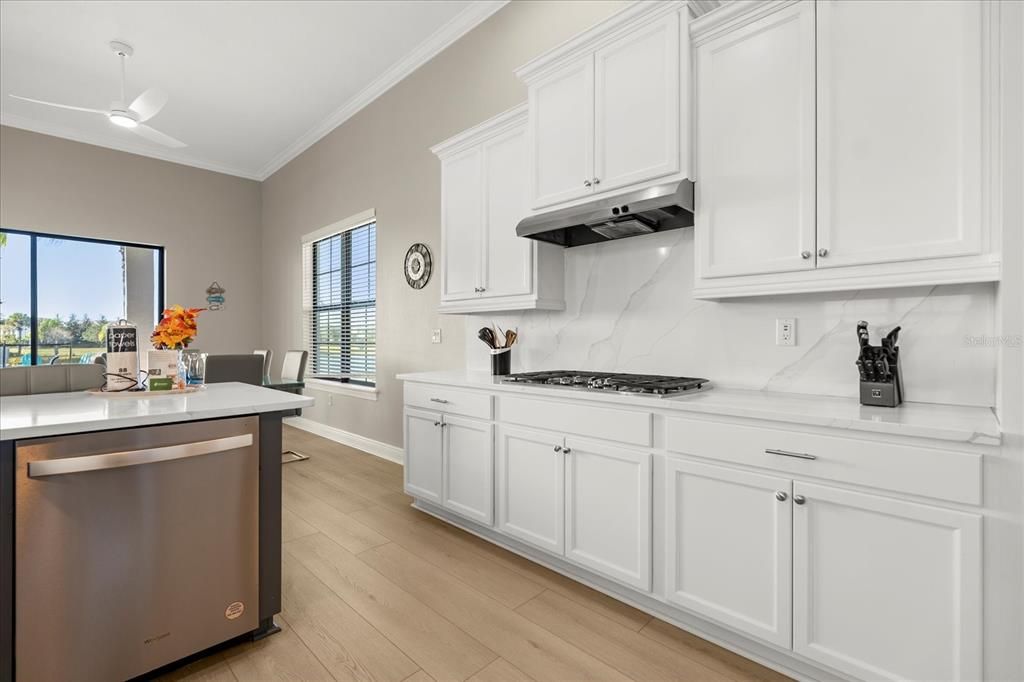 For Sale: $1,249,000 (5 beds, 5 baths, 3530 Square Feet)