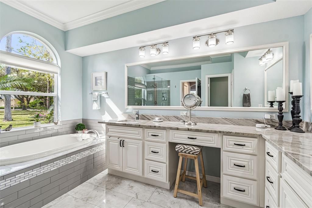 На продажу: $650,000 (4 спален, 3 ванн, 2687 Квадратных фут)