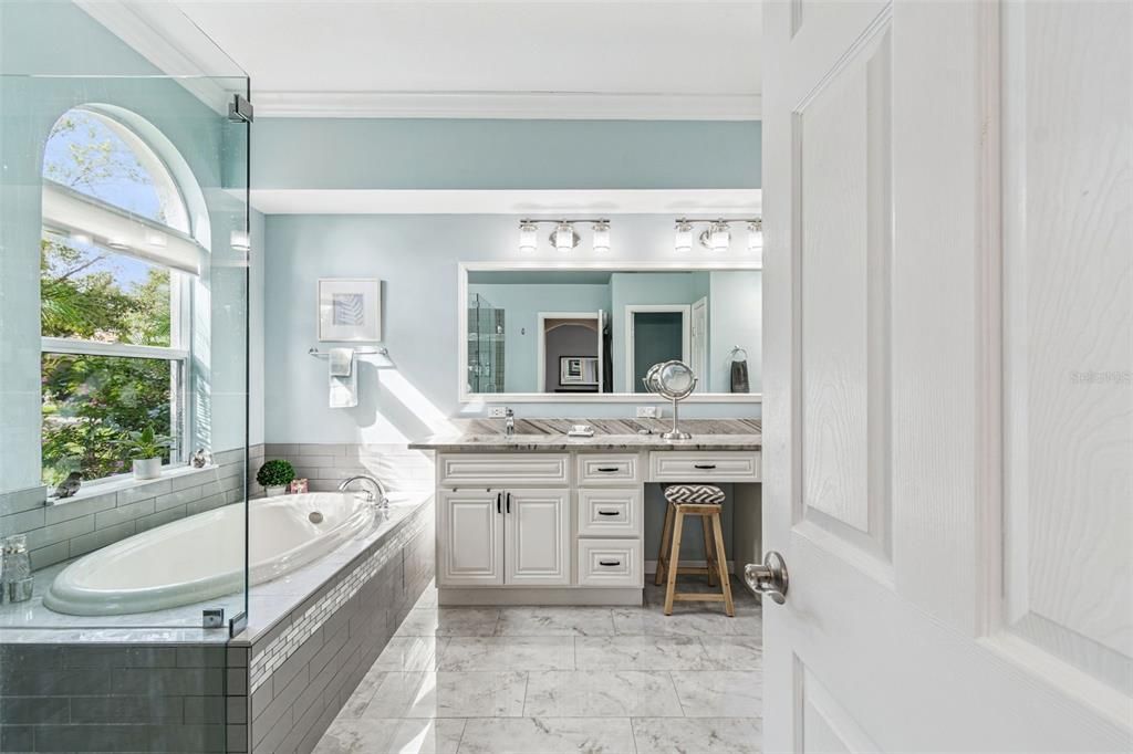 На продажу: $650,000 (4 спален, 3 ванн, 2687 Квадратных фут)