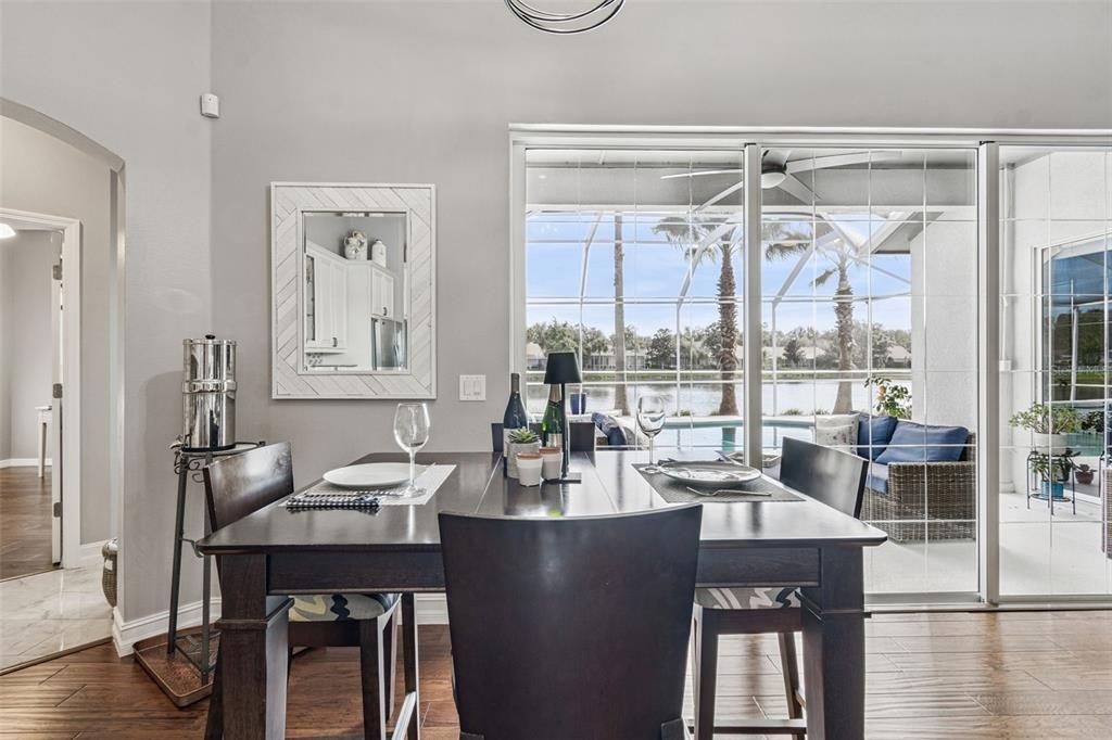 На продажу: $650,000 (4 спален, 3 ванн, 2687 Квадратных фут)