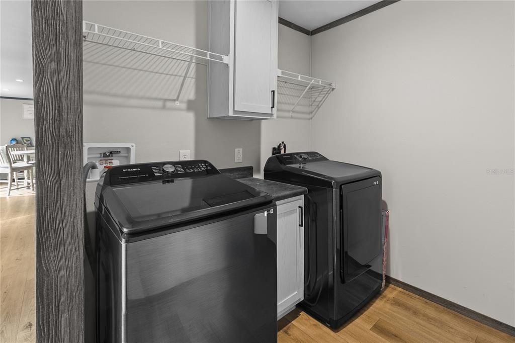 For Sale: $248,000 (3 beds, 2 baths, 1493 Square Feet)