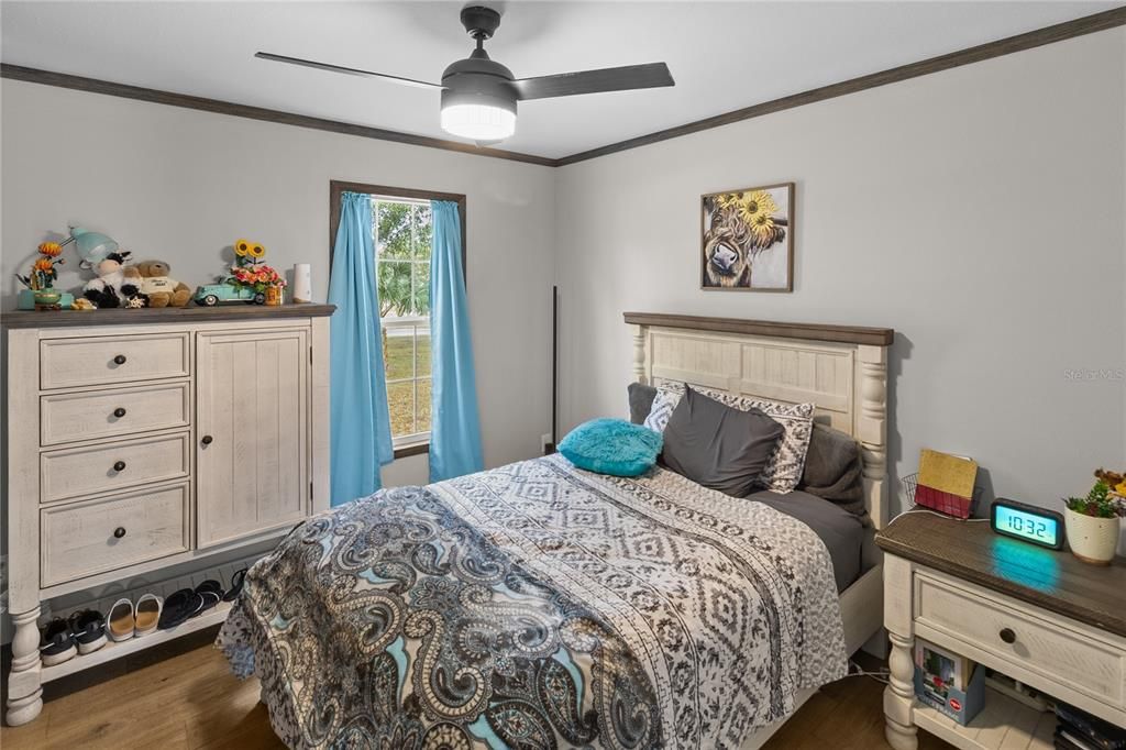 For Sale: $248,000 (3 beds, 2 baths, 1493 Square Feet)