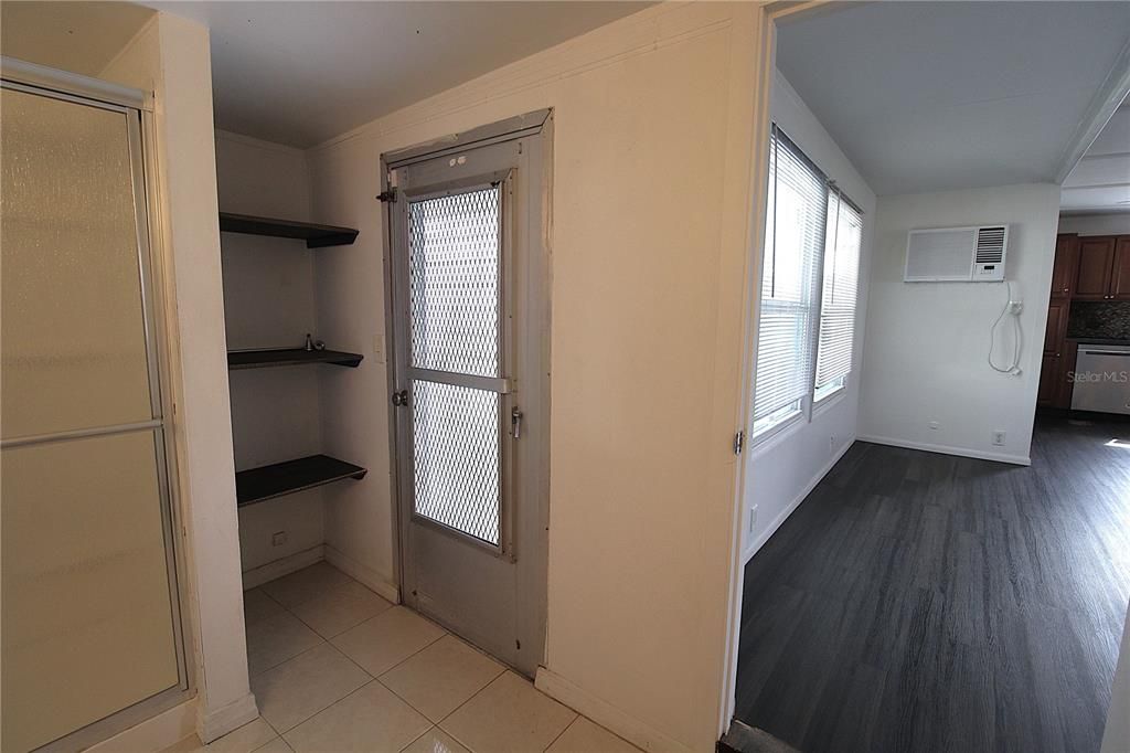 В аренду: $1,450 (3 спален, 2 ванн, 882 Квадратных фут)