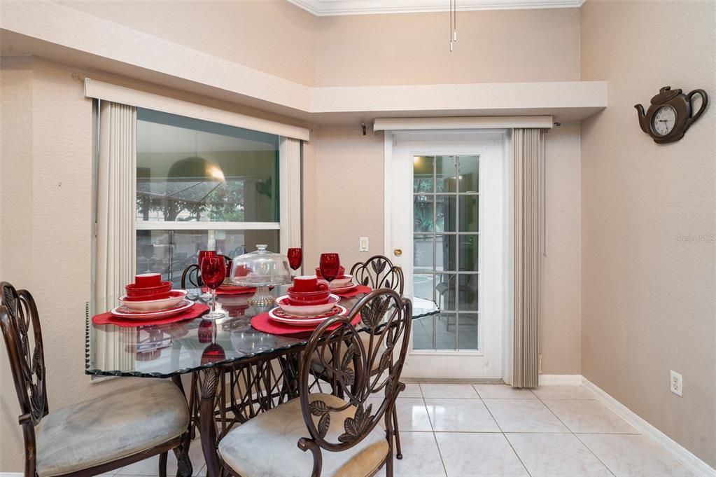 For Sale: $374,999 (3 beds, 3 baths, 2296 Square Feet)