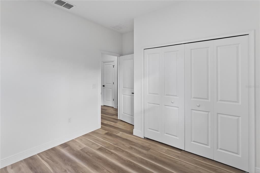 В аренду: $2,100 (4 спален, 2 ванн, 1555 Квадратных фут)