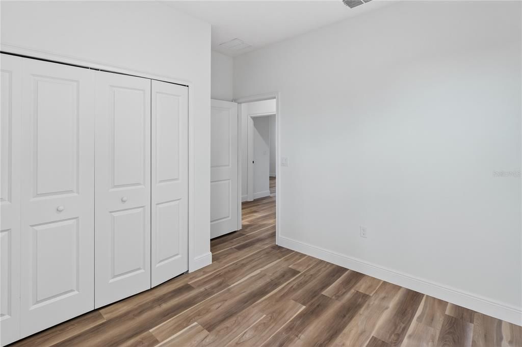 В аренду: $2,100 (4 спален, 2 ванн, 1555 Квадратных фут)