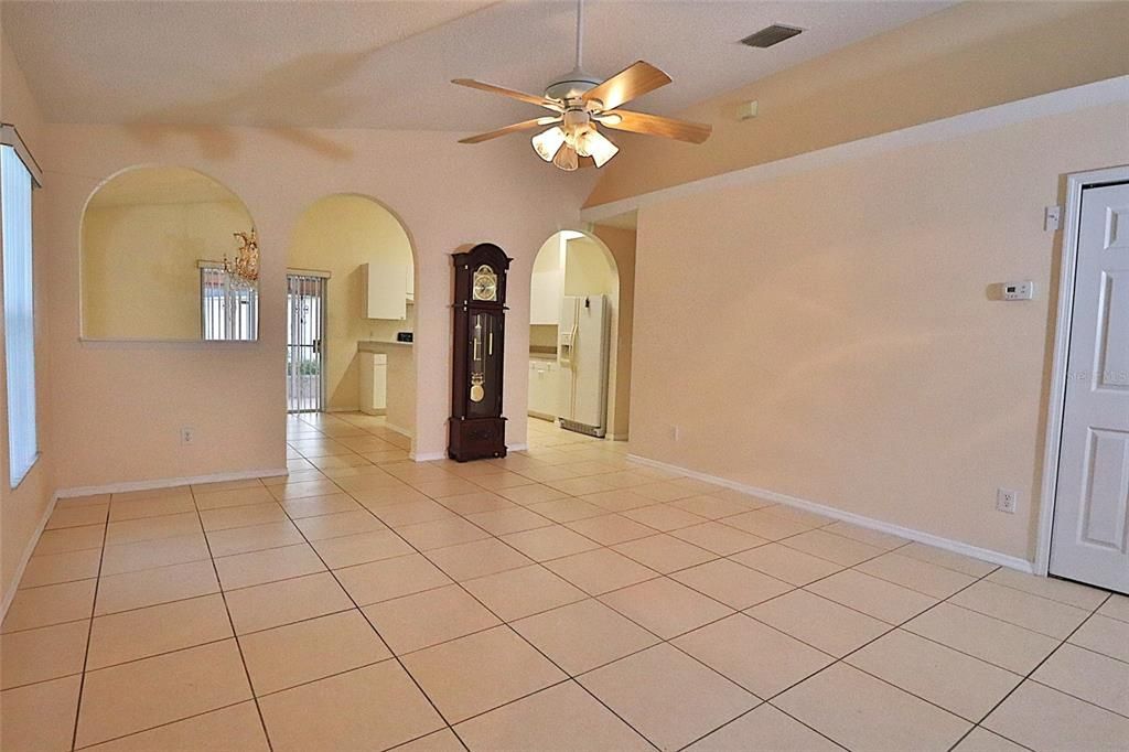 For Sale: $390,000 (3 beds, 2 baths, 1339 Square Feet)