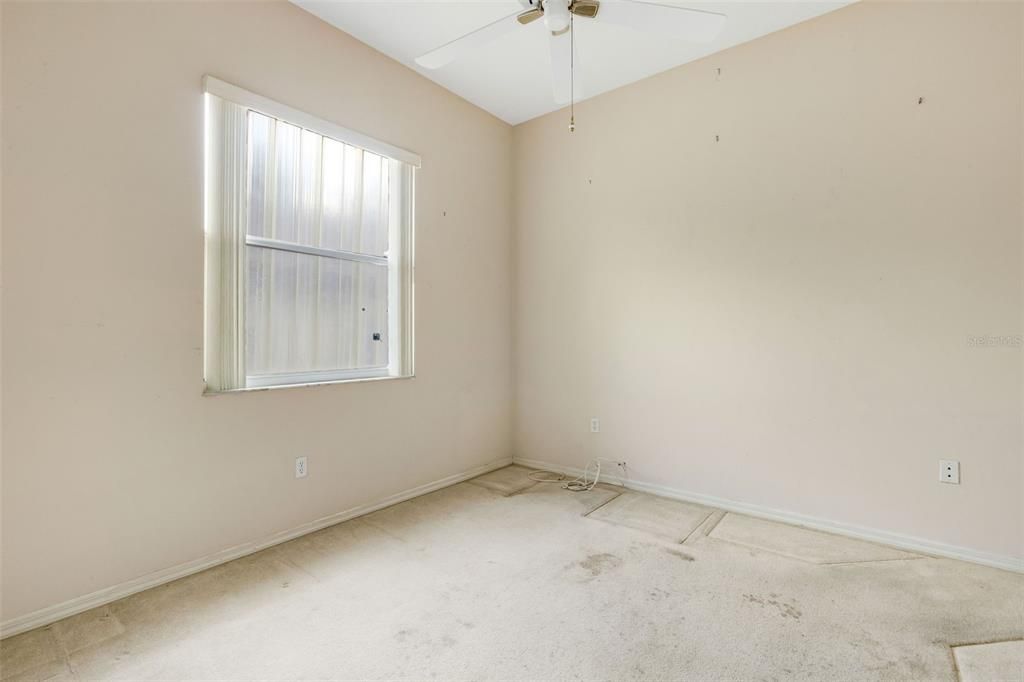 En Venta: $449,000 (3 camas, 2 baños, 2022 Pies cuadrados)