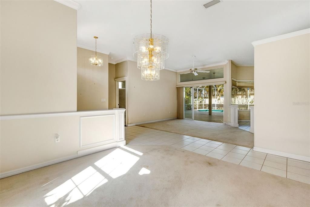 En Venta: $449,000 (3 camas, 2 baños, 2022 Pies cuadrados)