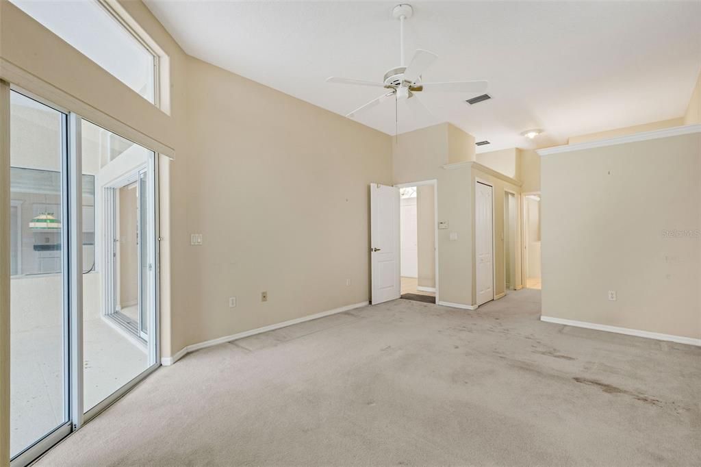 En Venta: $449,000 (3 camas, 2 baños, 2022 Pies cuadrados)