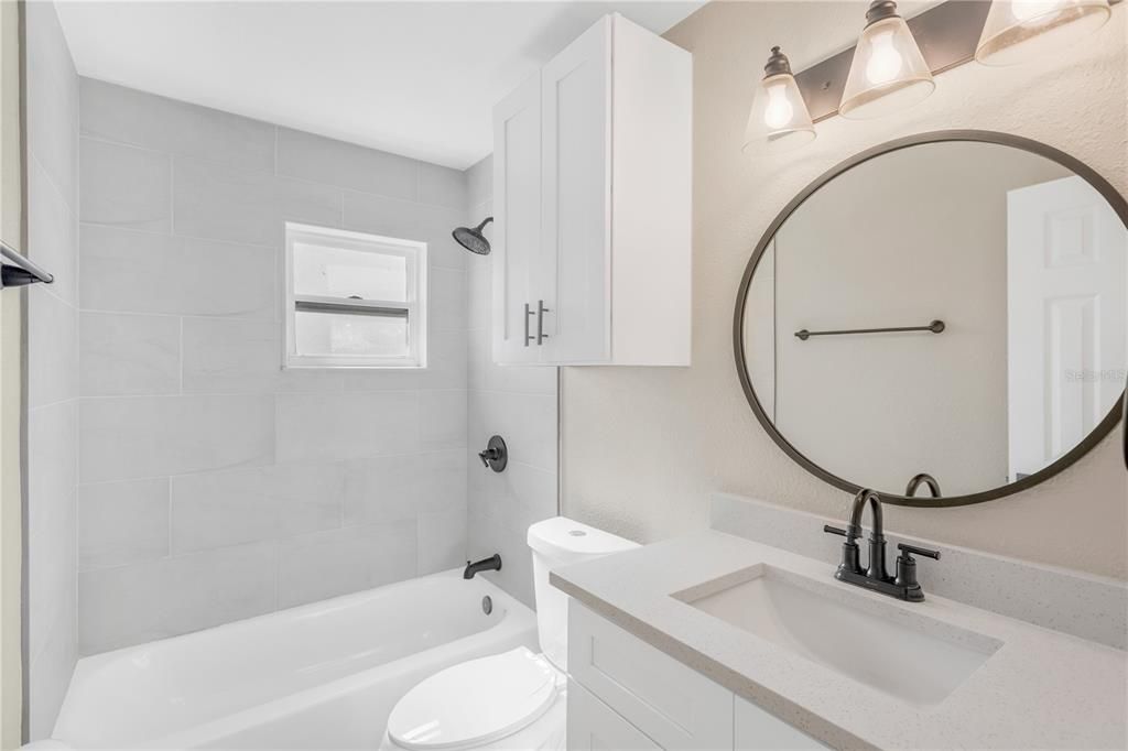 待售: $469,900 (4 贝兹, 2 浴室, 1340 平方英尺)