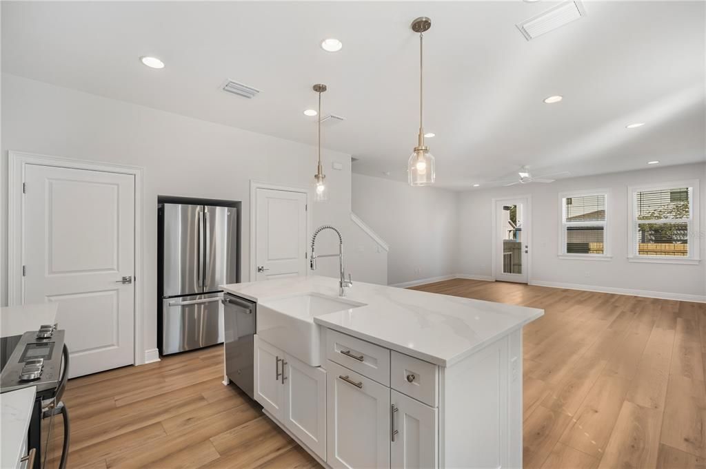 В аренду: $3,975 (3 спален, 2 ванн, 0 Квадратных фут)