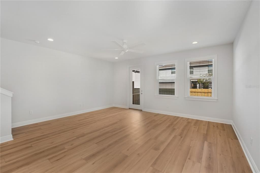 В аренду: $3,975 (3 спален, 2 ванн, 0 Квадратных фут)