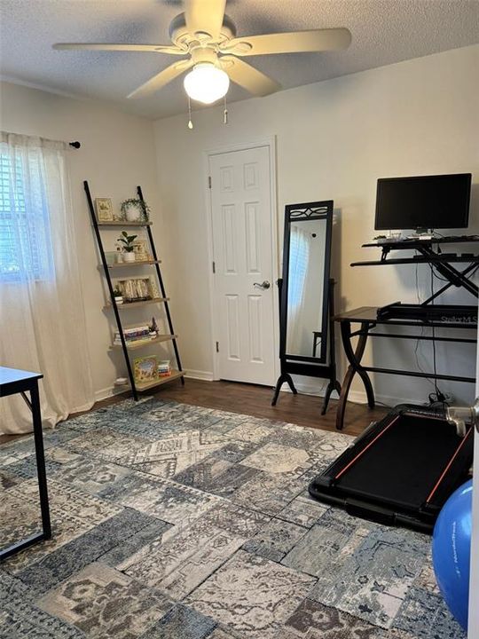 En Renta: $3,295 (3 camas, 2 baños, 1614 Pies cuadrados)