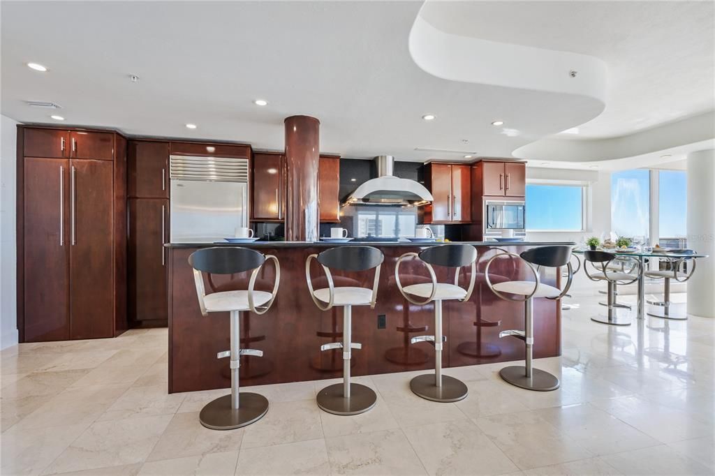 For Sale: $5,000,000 (3 beds, 3 baths, 2750 Square Feet)