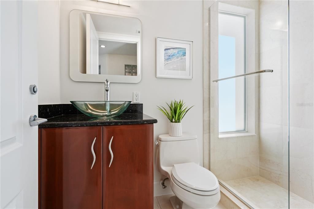 For Sale: $5,000,000 (3 beds, 3 baths, 2750 Square Feet)