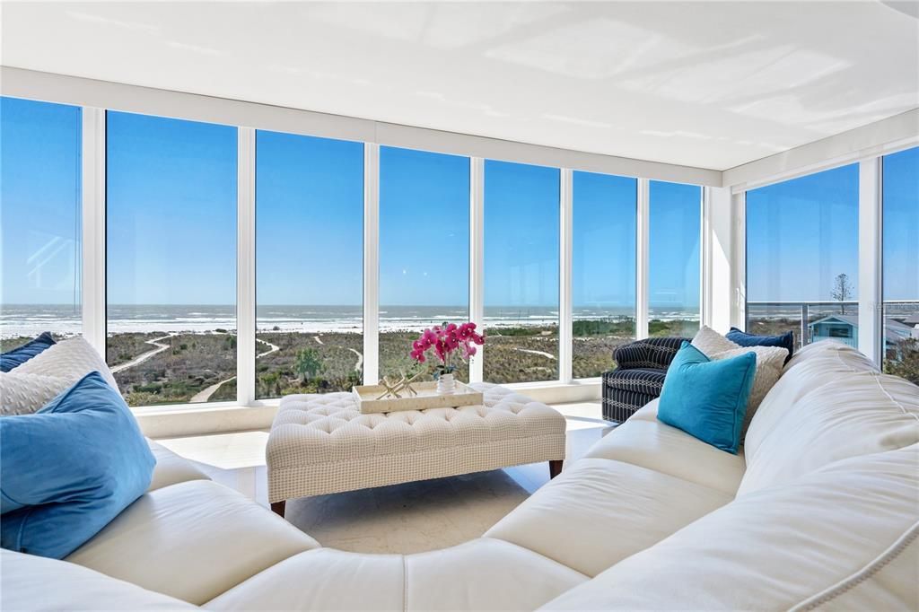 For Sale: $5,000,000 (3 beds, 3 baths, 2750 Square Feet)