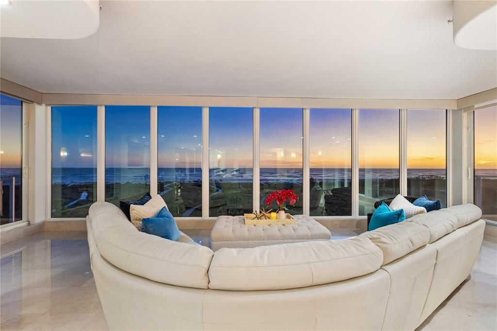 For Sale: $5,000,000 (3 beds, 3 baths, 2750 Square Feet)