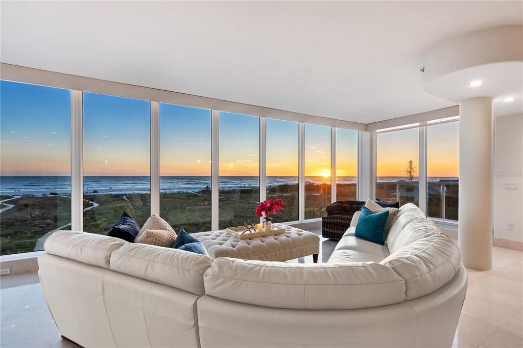 For Sale: $5,000,000 (3 beds, 3 baths, 2750 Square Feet)