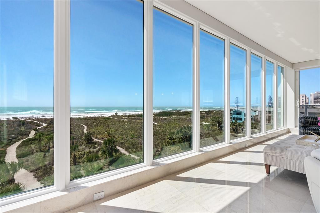 For Sale: $5,000,000 (3 beds, 3 baths, 2750 Square Feet)