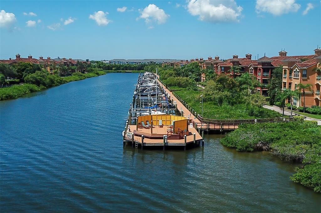 待售: $349,950 (1 贝兹, 1 浴室, 1079 平方英尺)