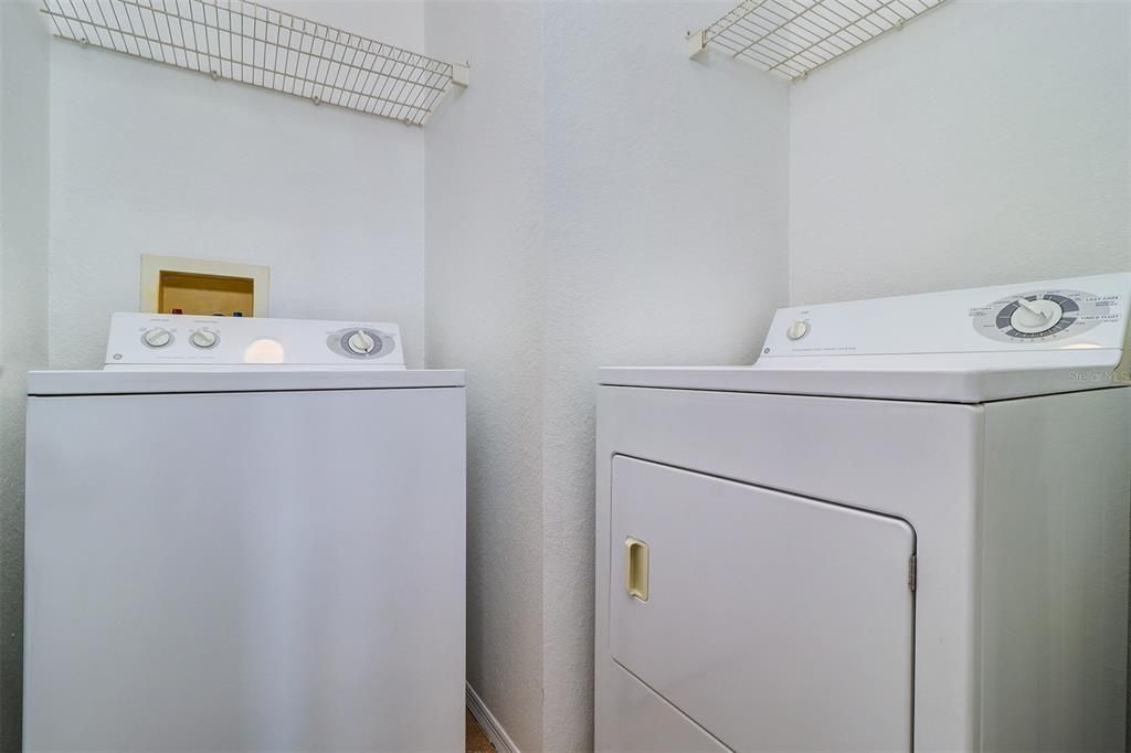 待售: $349,950 (1 贝兹, 1 浴室, 1079 平方英尺)