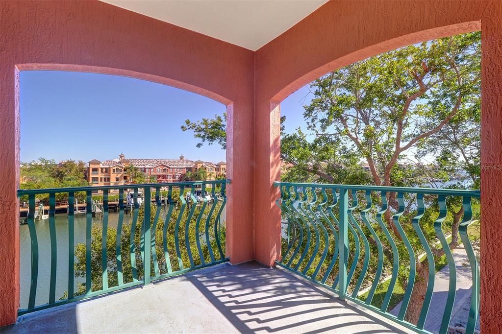 待售: $349,950 (1 贝兹, 1 浴室, 1079 平方英尺)