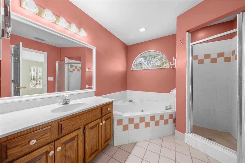 For Sale: $558,000 (4 beds, 2 baths, 2324 Square Feet)