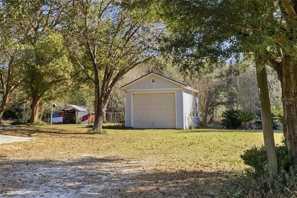 For Sale: $558,000 (4 beds, 2 baths, 2324 Square Feet)