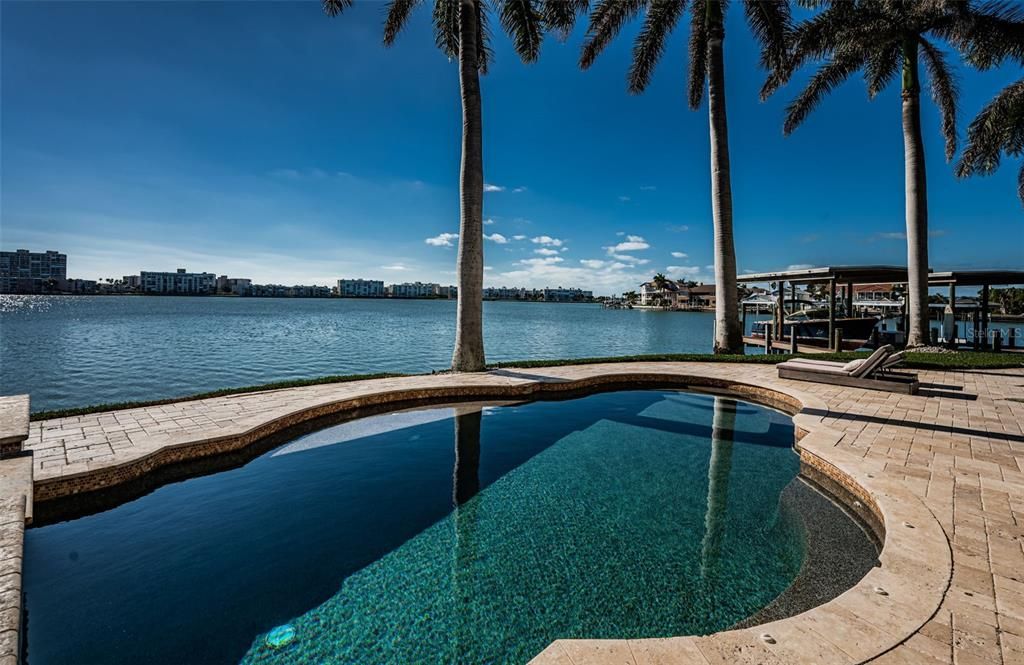 待售: $5,750,000 (5 贝兹, 4 浴室, 6032 平方英尺)