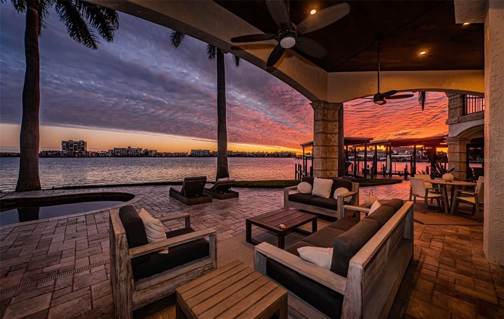 待售: $5,750,000 (5 贝兹, 4 浴室, 6032 平方英尺)